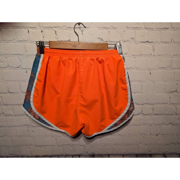 Nike panty lined athletic shorts size small * - Picture 2 of 4